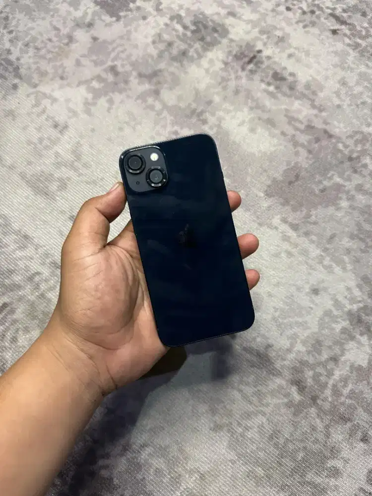 iPhone 13 128GB Garansi iBox - Januari 2026
