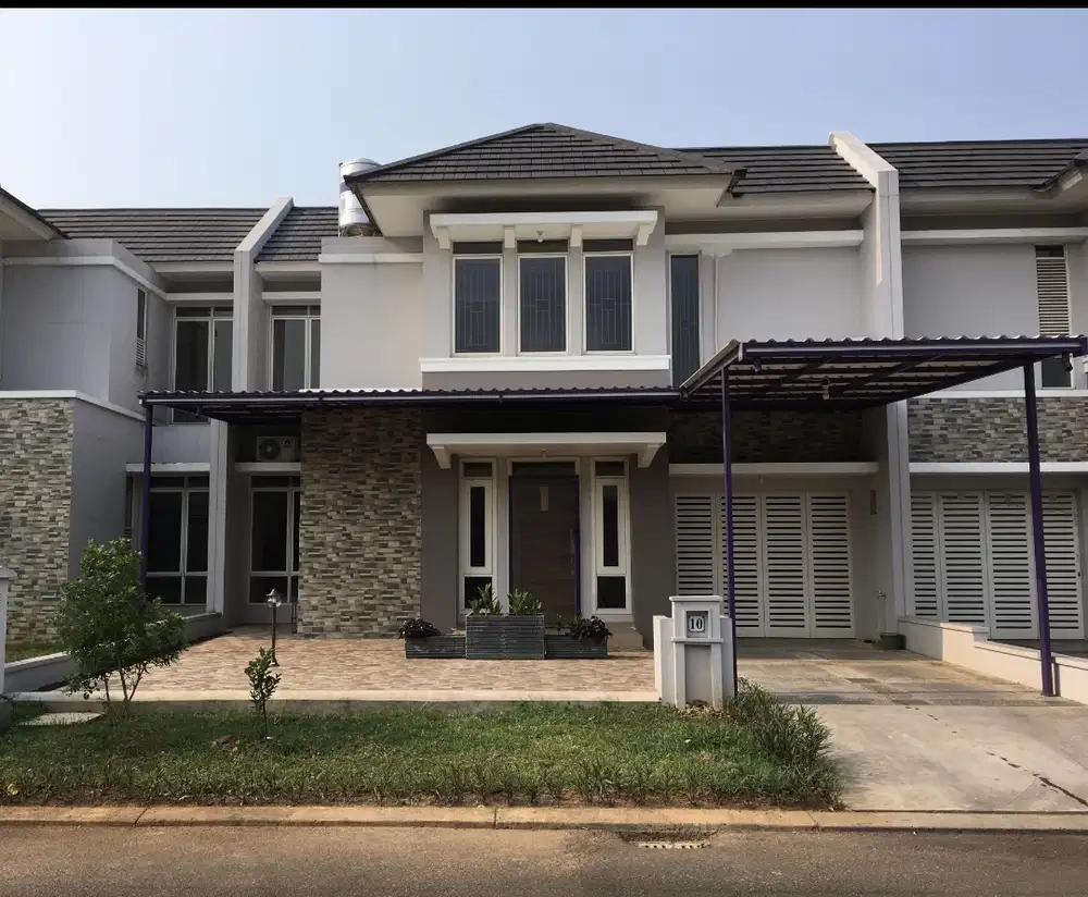 Rumah 2 Lantai Cluster Helios Suvarna Sutera Cikupa Tangerang