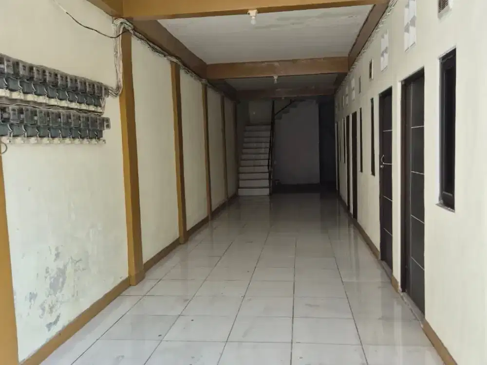 Dijual Cepat Kos Ketintang (Kamar mandi dalam)