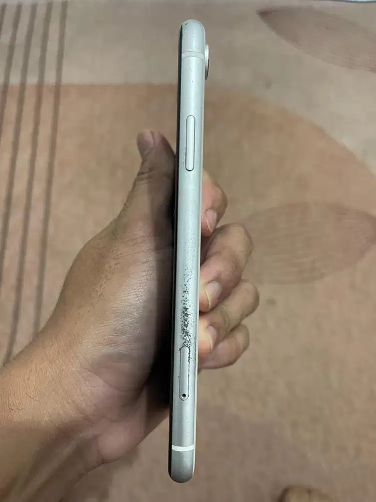 Iphone XR 128gb wifi only