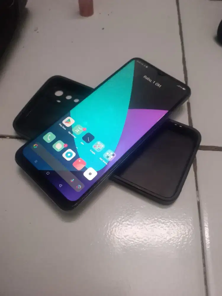 Jual hp realme 5i 4/64 nego