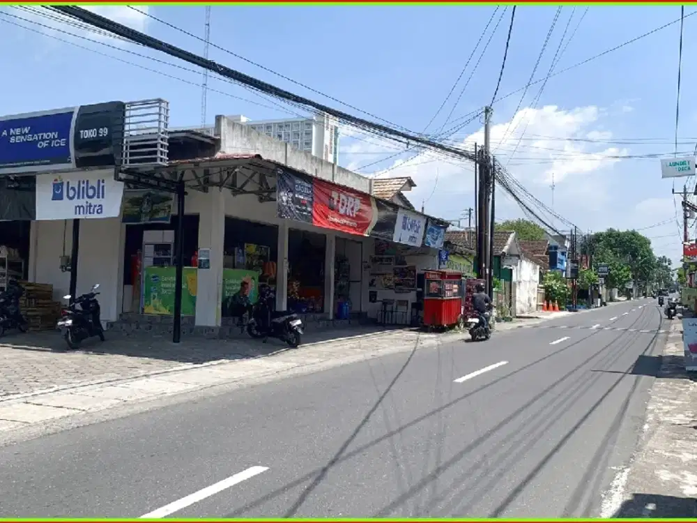 3 Menit Jl. Raya Ringroad Utara Tanah Lempongsari Sleman