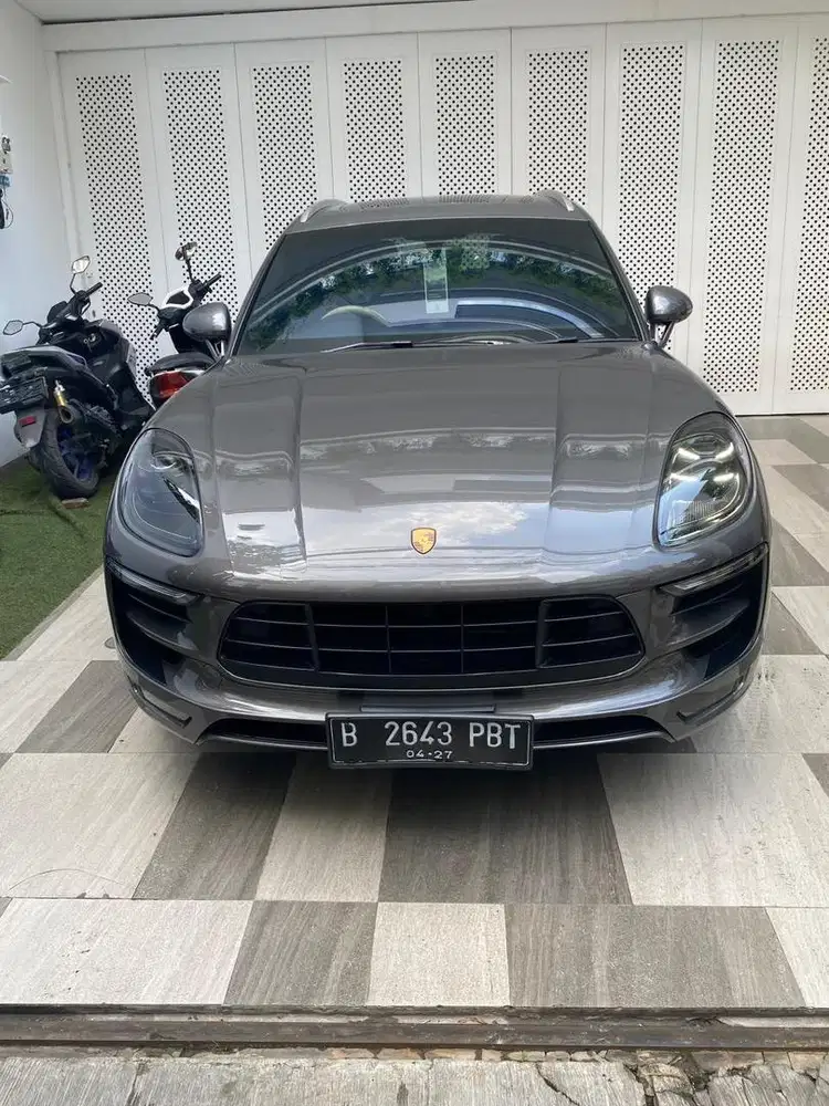DIJUAL PORSCHE MACAN S 2016 FACELIFT LOW ODO SERVICE RECORD