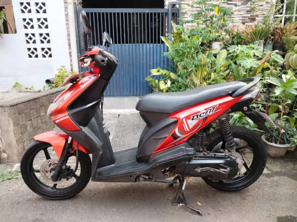 Honda Beat karburator Gress tahun 2009 pajak hidup