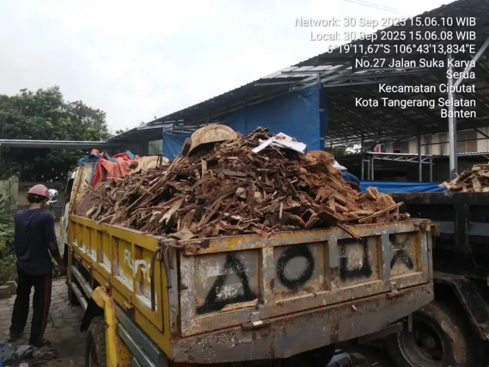 Jasa buang puing dan tanah