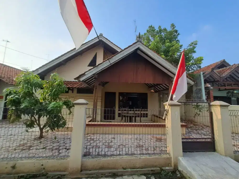 DISEWAKAN /DIKONTRAKKAN RUMAH TINGGAL