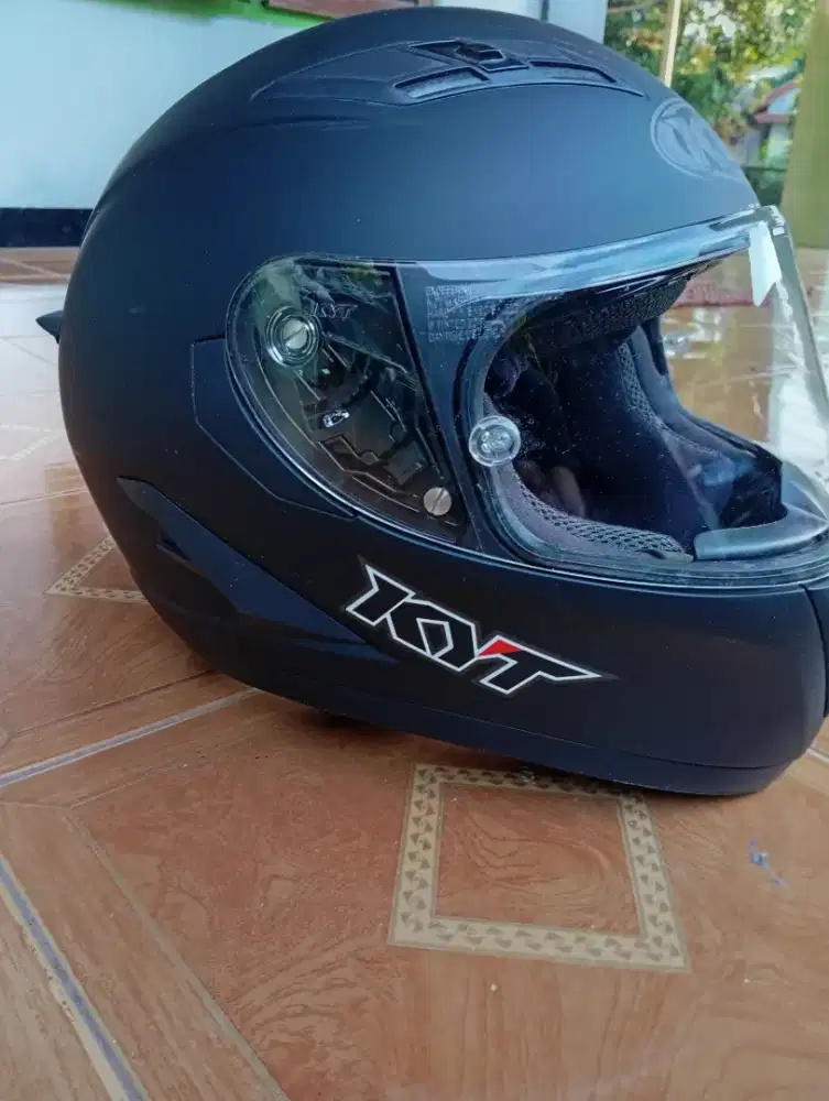 Helm full face KYT FALCON FR