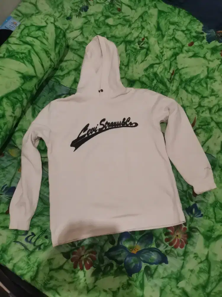 Hoodie LEVI'S Red Tab/ Putih Bersih/ Size XL (ORIGINAL)