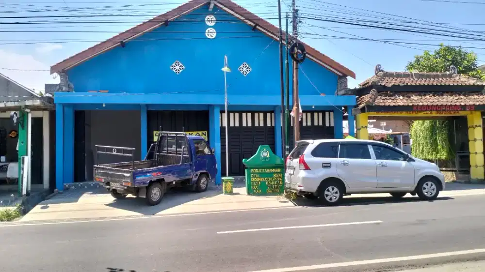 Disewakan rumah cocok untuk toko