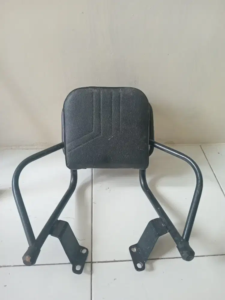 SENDERAN JOK bekas pemakaiaan gear