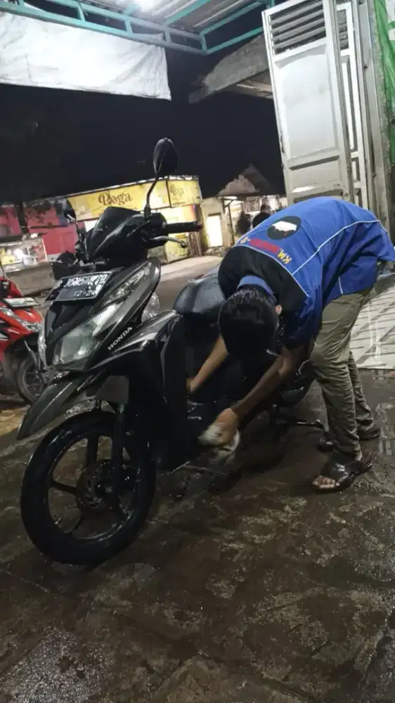 Dijual motor bekas Vario 125