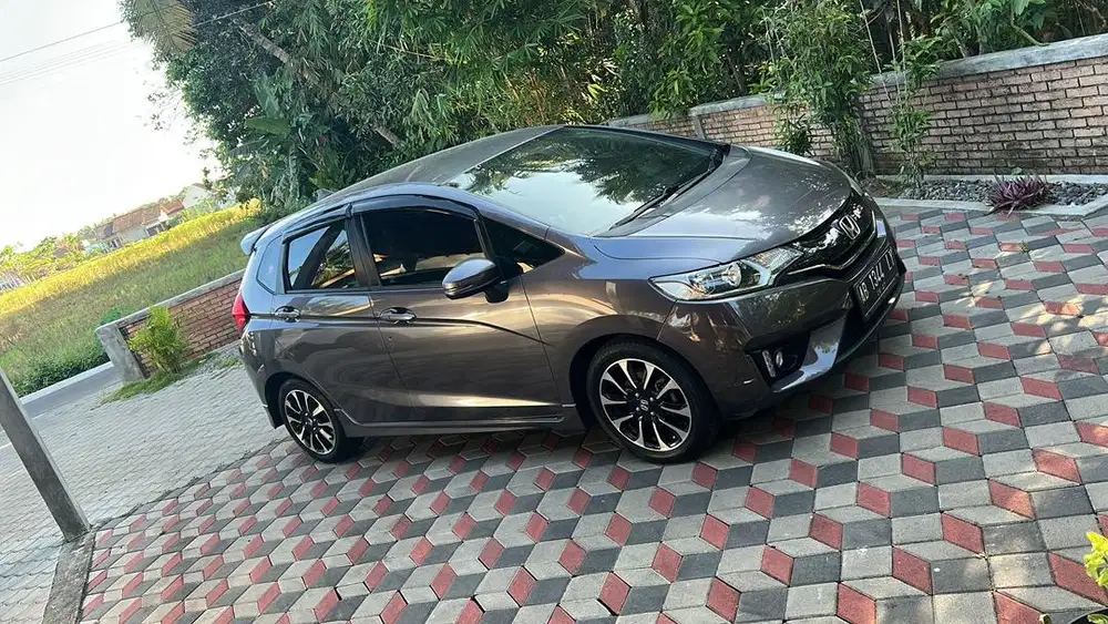 HONDA JAZZ RS AT