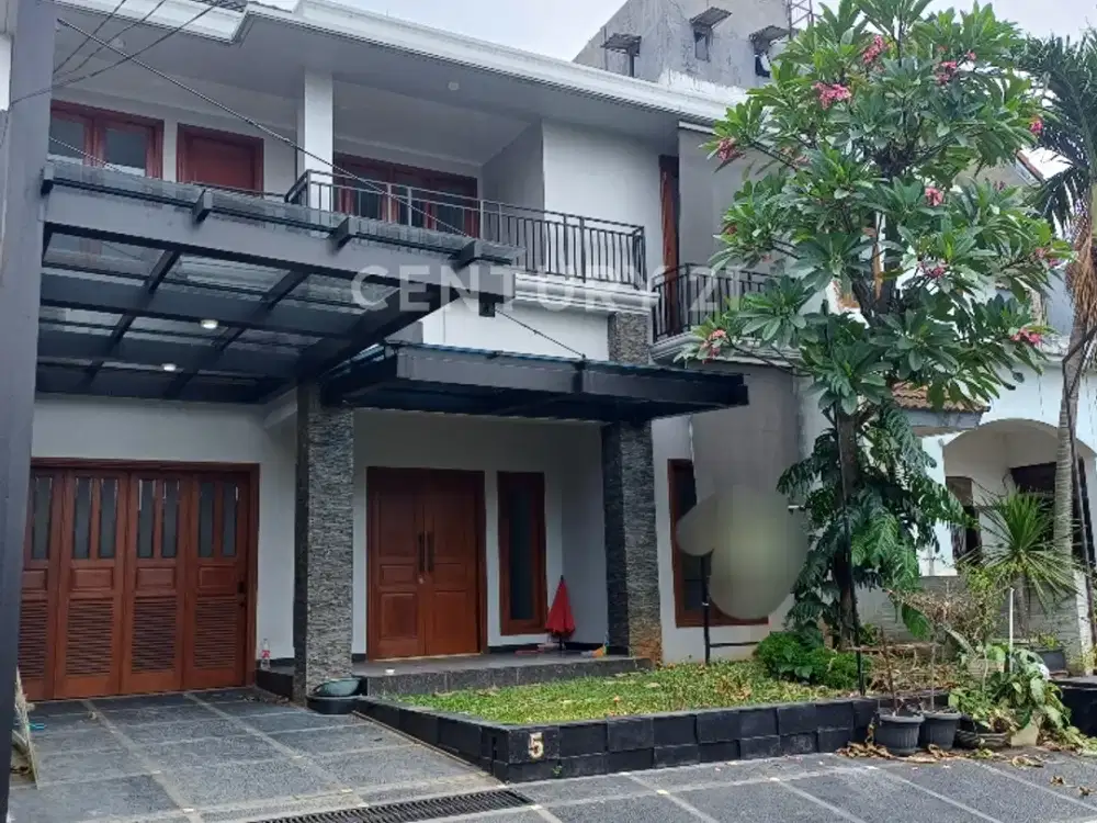 Dijual Rumah Bagus  Dekat Sektor 3a  Siap Huni  Di Bintaro