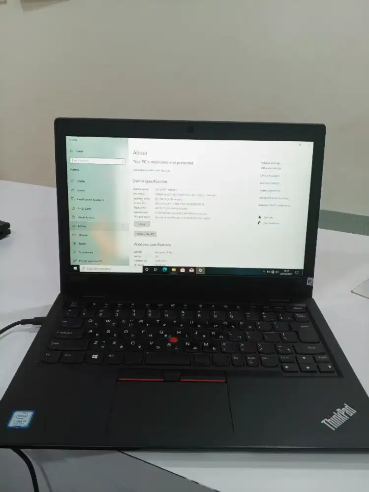 Lenovo Thinkpad L390 core i5 gen 8 memory 16/256