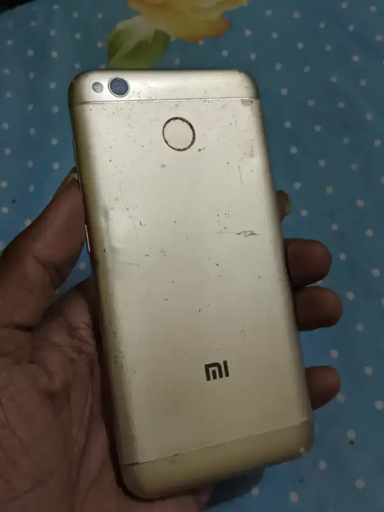 Redmi 4X 2/16 retak normal