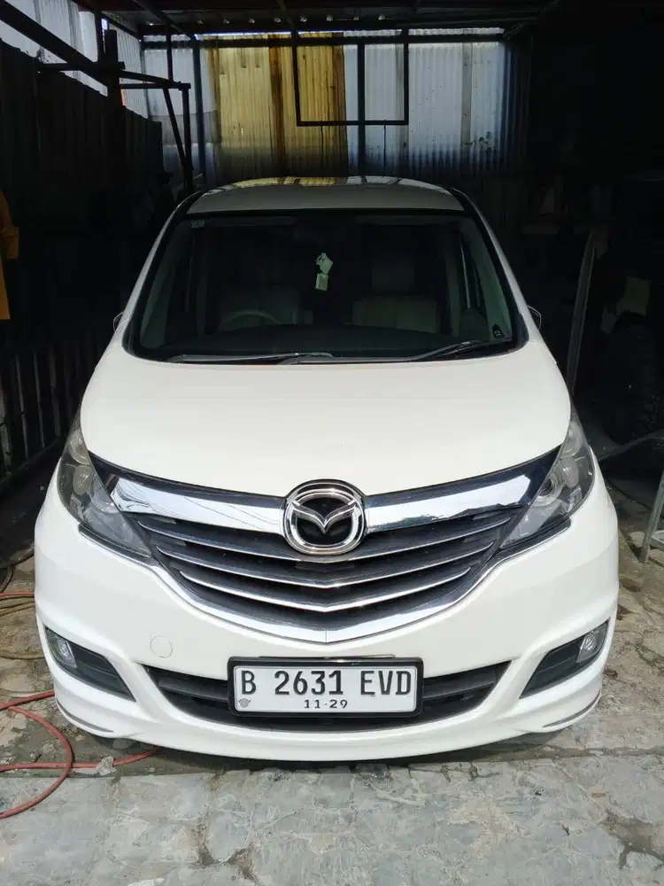 Mazda Biante 2014 Skyactive kondisi body mulus