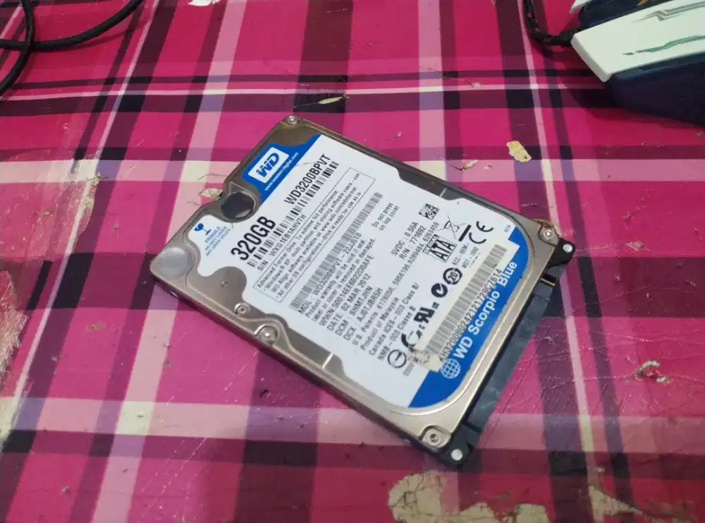 HDD Laptop WDC Blue Scorpio 320GB + Os Windows 10 Gosh yg ringan