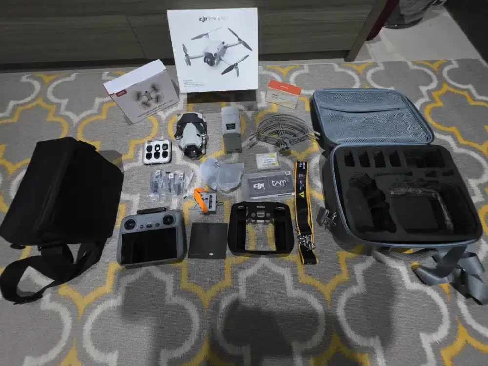 DJI Mini 4 Pro Fly More Combo RC2 – Fullset Bonus, Mulus Like New
