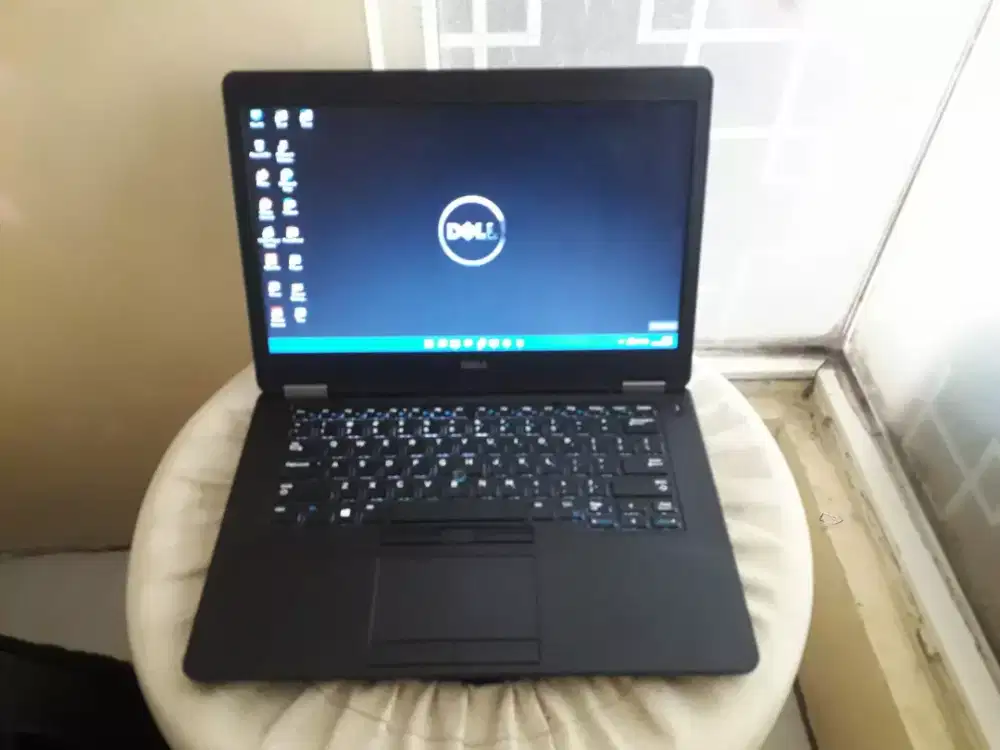 Dell Latitude e5470 core i5 Windows 11Pro