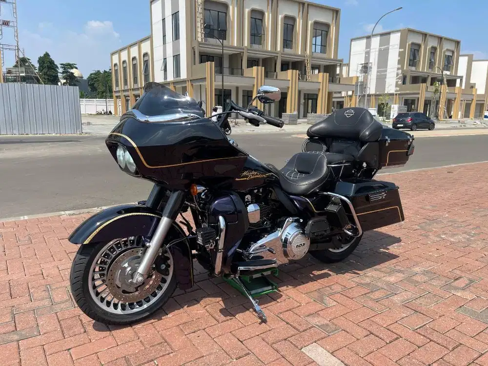 ROADGLIDE ULTRA 2012 FULL PAPER