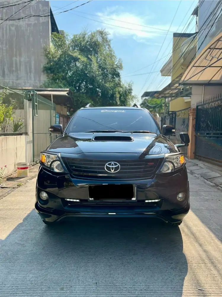 Toyota Fortuner VNT TRD 2014 AT