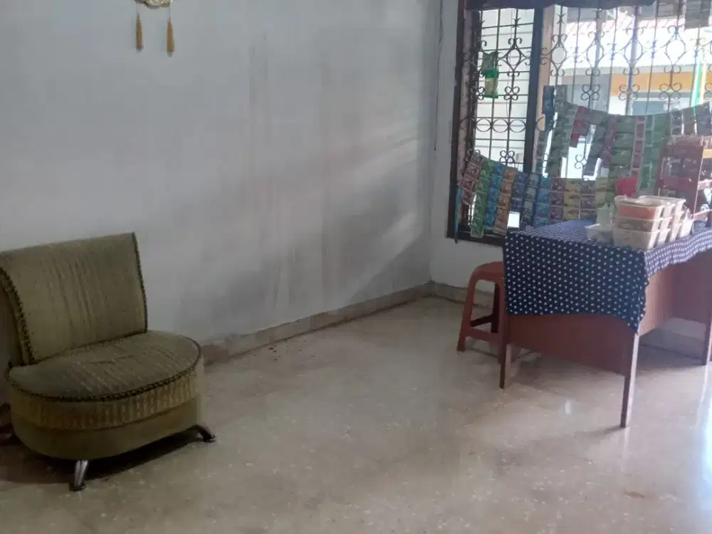 Rumah di Sayap Supratman Katamso dekat Gedung Sate