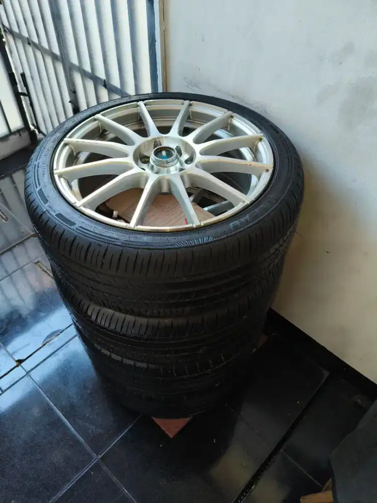 Velg R17 Lebar 7 et 45 double pcd 4x100/114 + ban 205/45/17
