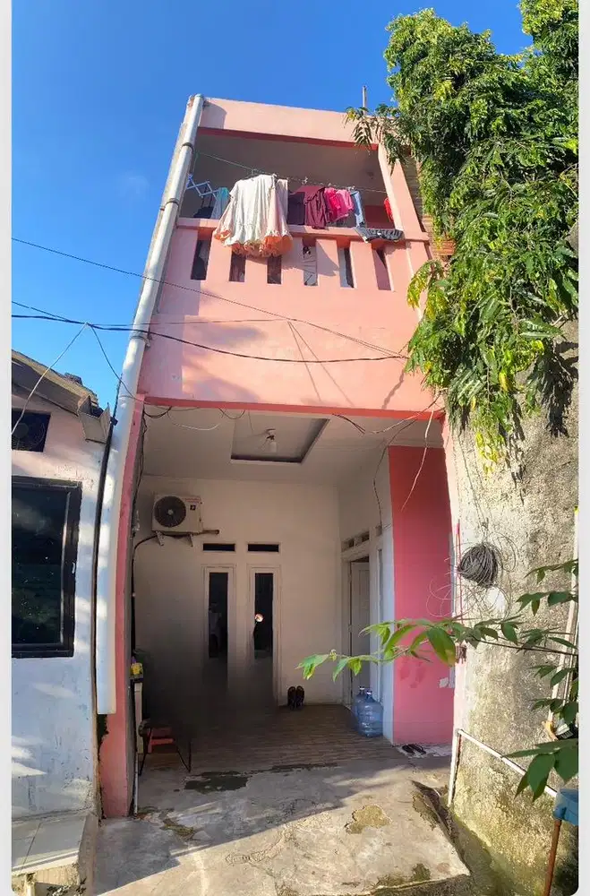 Rumah Tempat Tinggal, Second