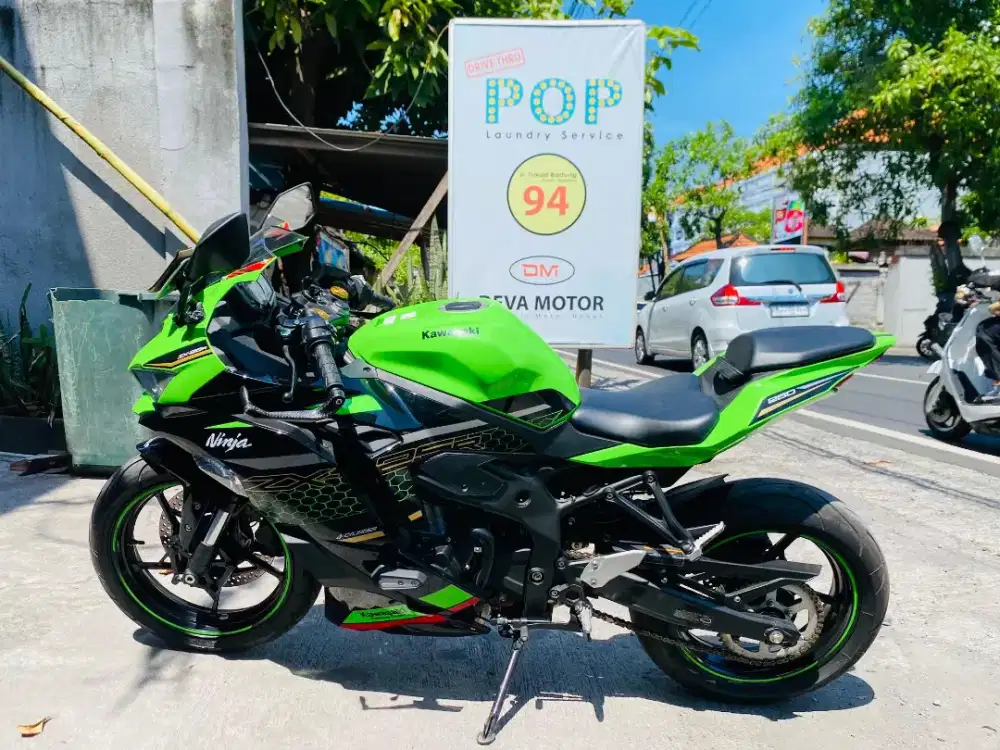 Ninja ZX 250 km 1000 ban Michelin Deva motor