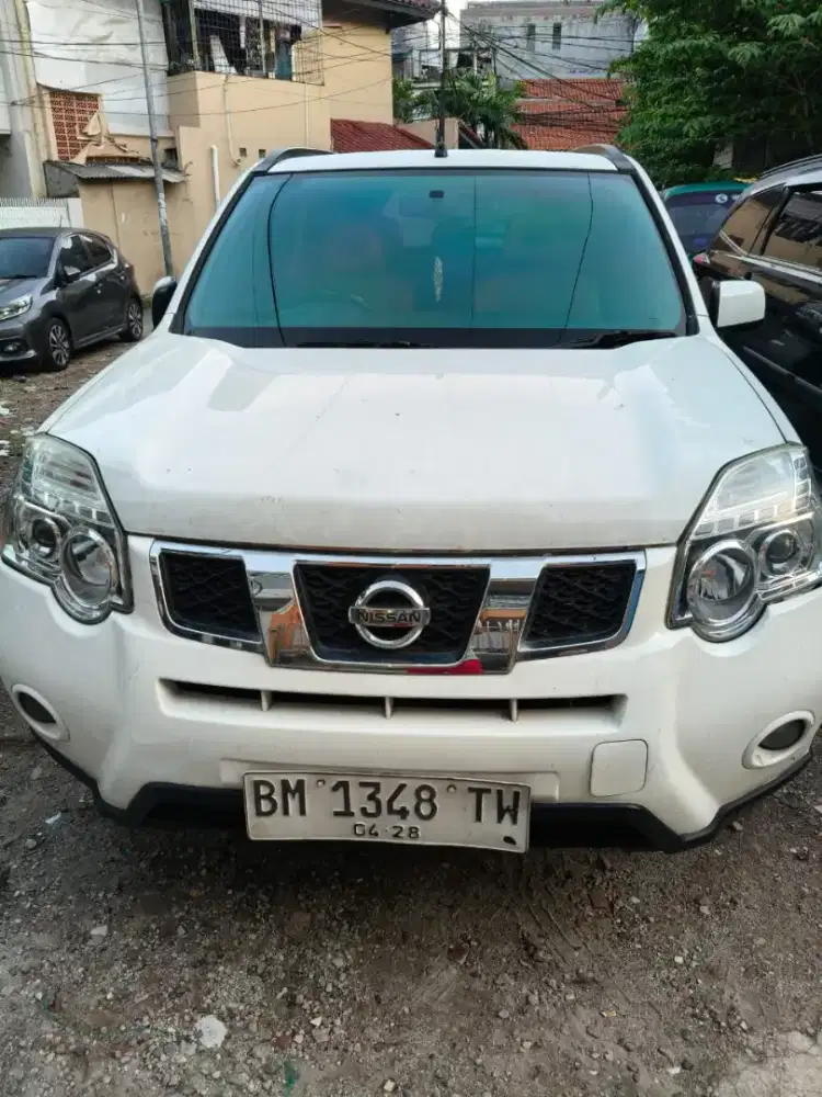 Jual mobil xstril 2013 st