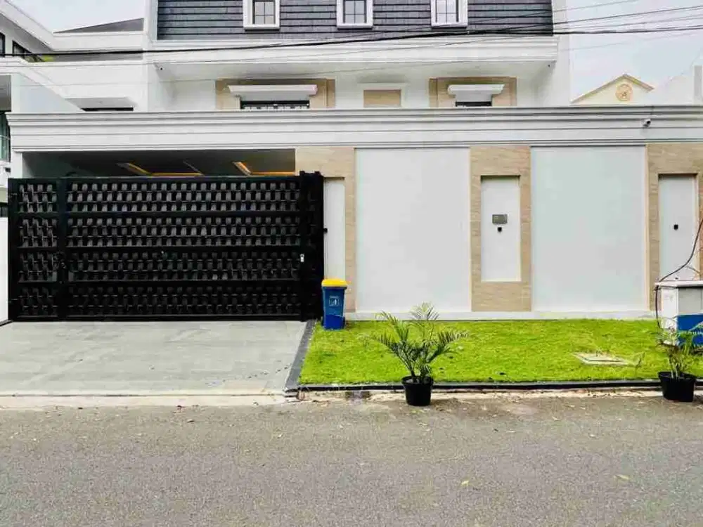 Rumah Type Eropa Klasik Di Pondok Indah
