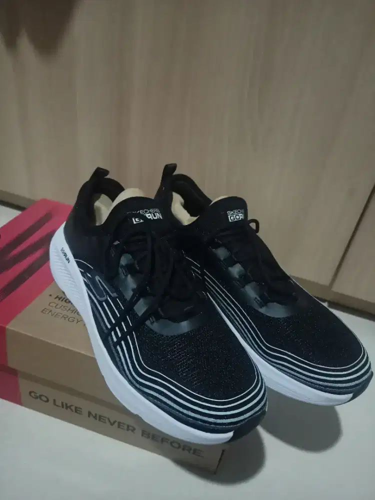 Skechers Go Run Elevate Womens
