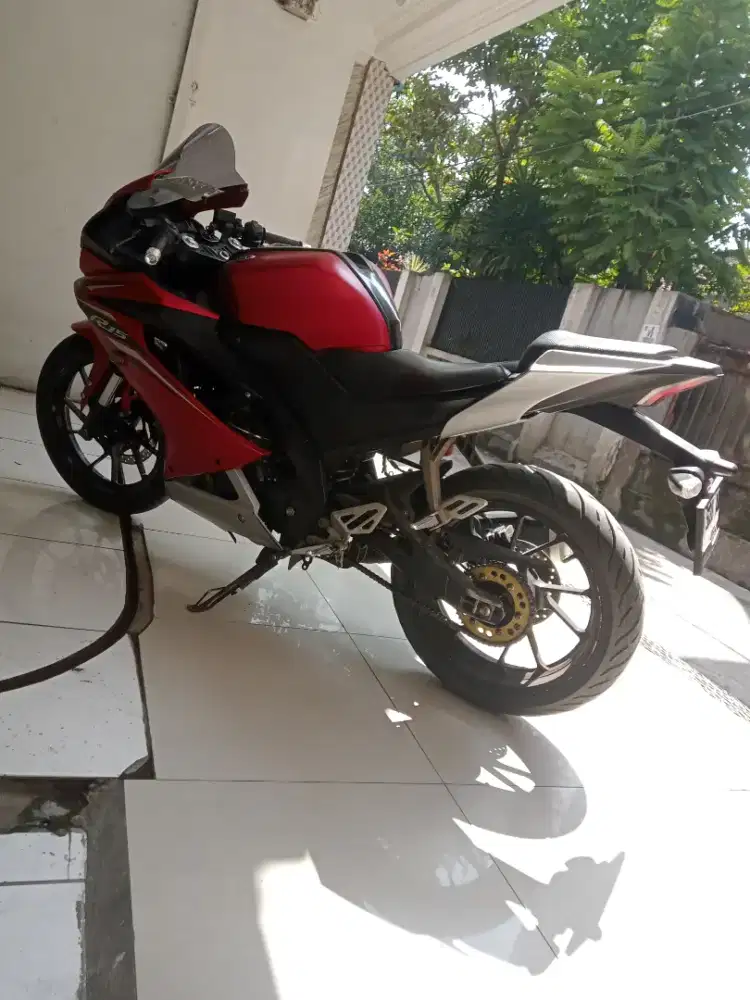 Yamaha R 15 V3 plat bandung km rendah