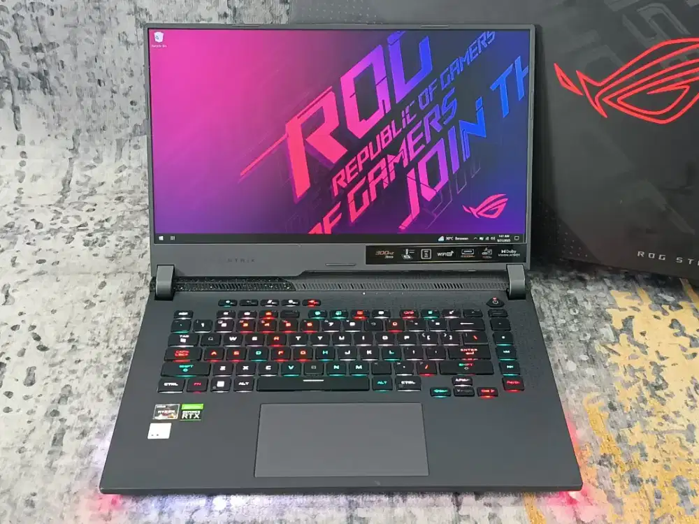 Asus ROG G513RM Ryzen 7-6800H 16GB 512GB RTX 3060 6GB Fulset Like New
