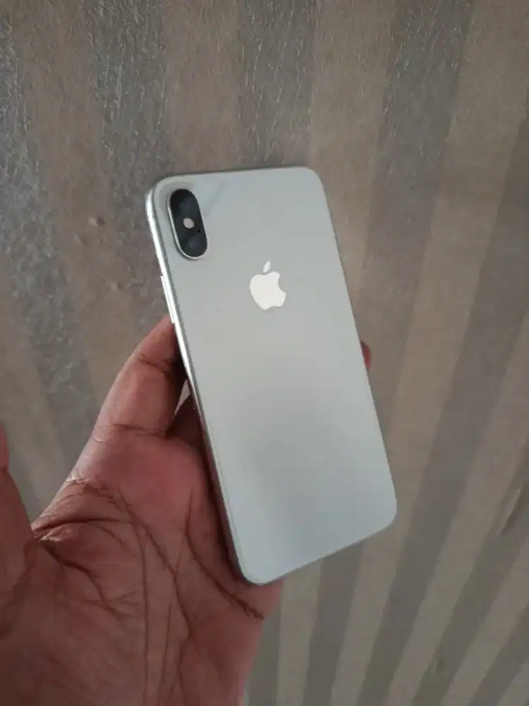 Apple iPhpne X putih mulus COD