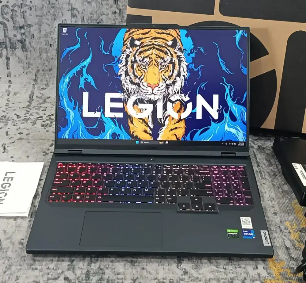 Legion Pro 5 i9-13900H 32-2TB RTX 4070 8GB ADP ON 2026 Fulset Like New