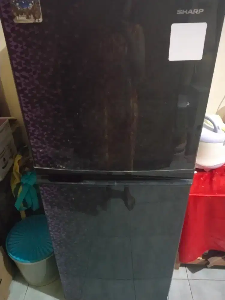 Kulkas 2 pintu merek sharp