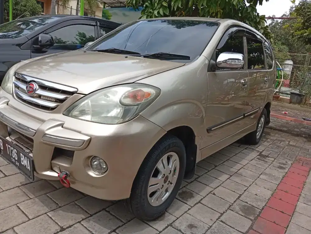 Daihatsu Xenia 2005 Bensin