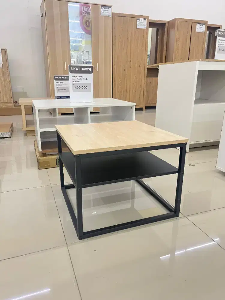 Coffe table murah, lokasi selma mall cipinang indah lantai 1