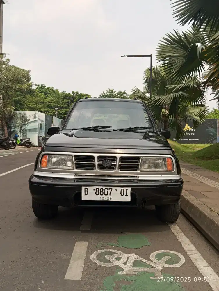 Suzuki Escudo 1995 Bensin