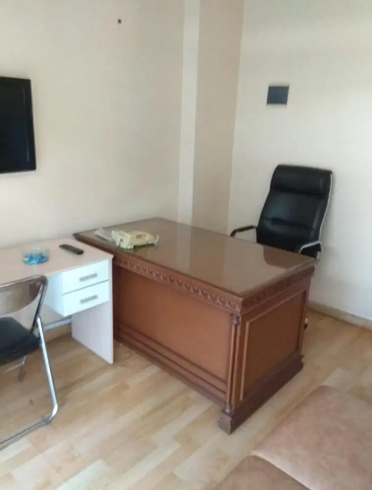 Disewakan Atau Dijual Unit Kantor Full Furnished, Langsung OWNER