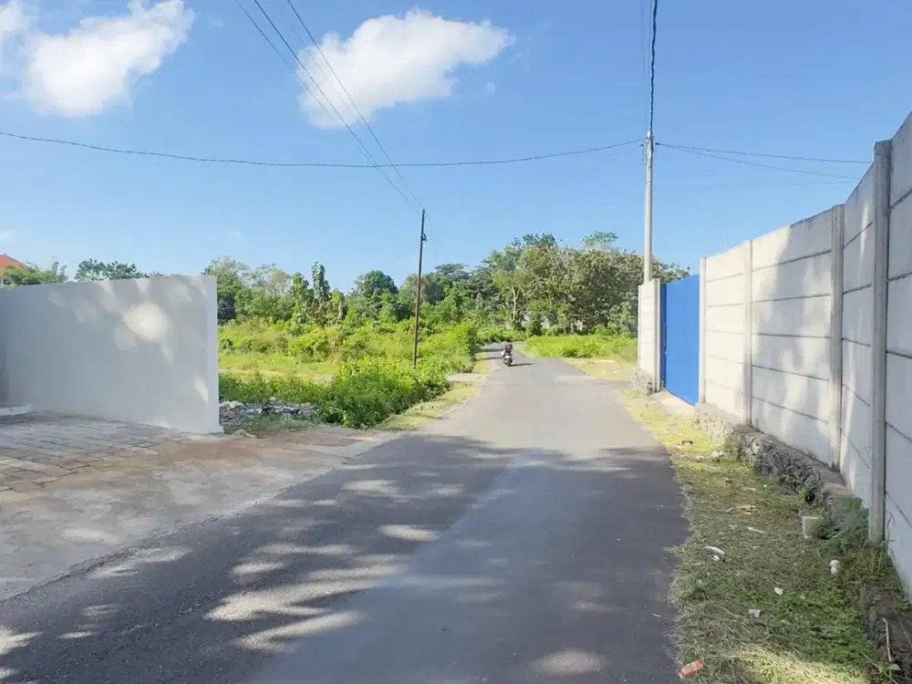 Dijual Tanah 400m2 Lokasi dekat Pantai Pandaqa untuk Villa