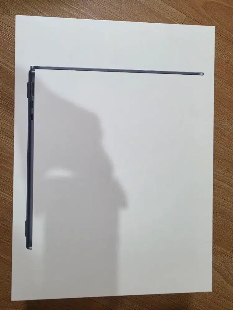 MACBOOK M2 16/256 GREY