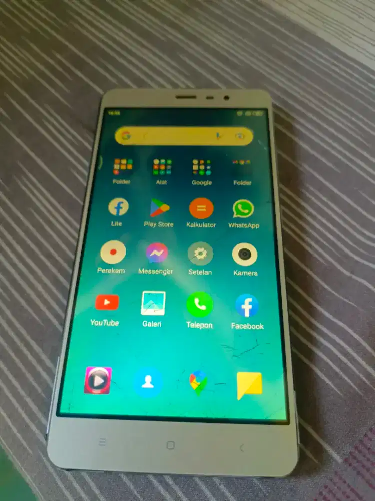Hp xiaomi note 3 ram 3/32 minus tp bisa dipakai