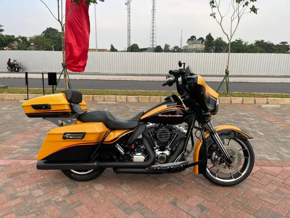 STREETGLIDE 2013 KM15RB FULL PAPER