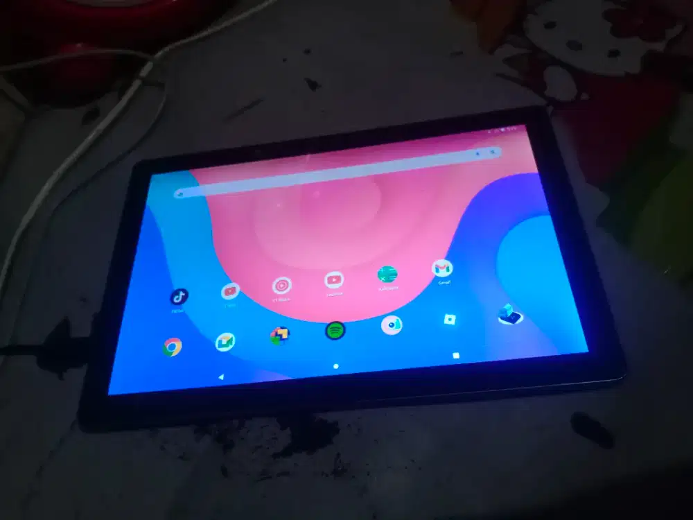 tablet pritom m10 ram 3 /32 4g LTE normal