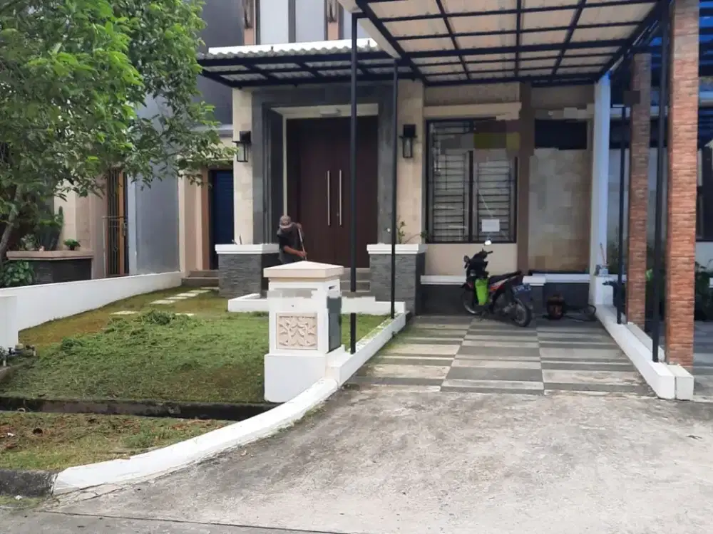 Disewakan Rumah Cluster Taman Simpruk Lippo Cikarang, Hanya 75 Juta/Tahun