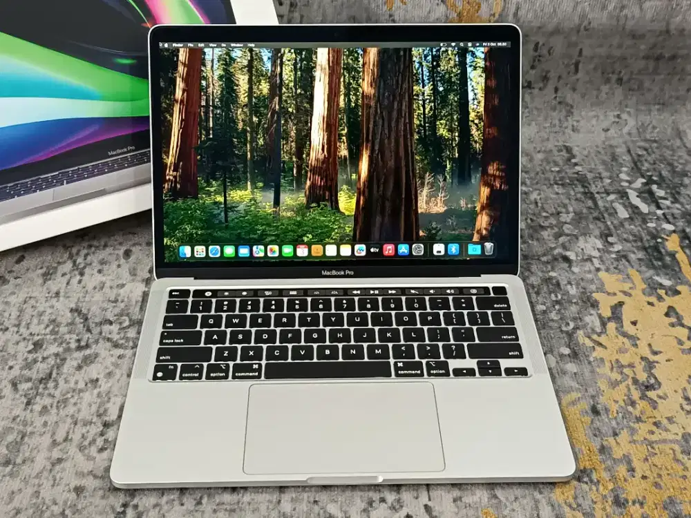 MacBook Pro M1 2020 13 TouchBar 8GB 256GB Silver Fulset Like New