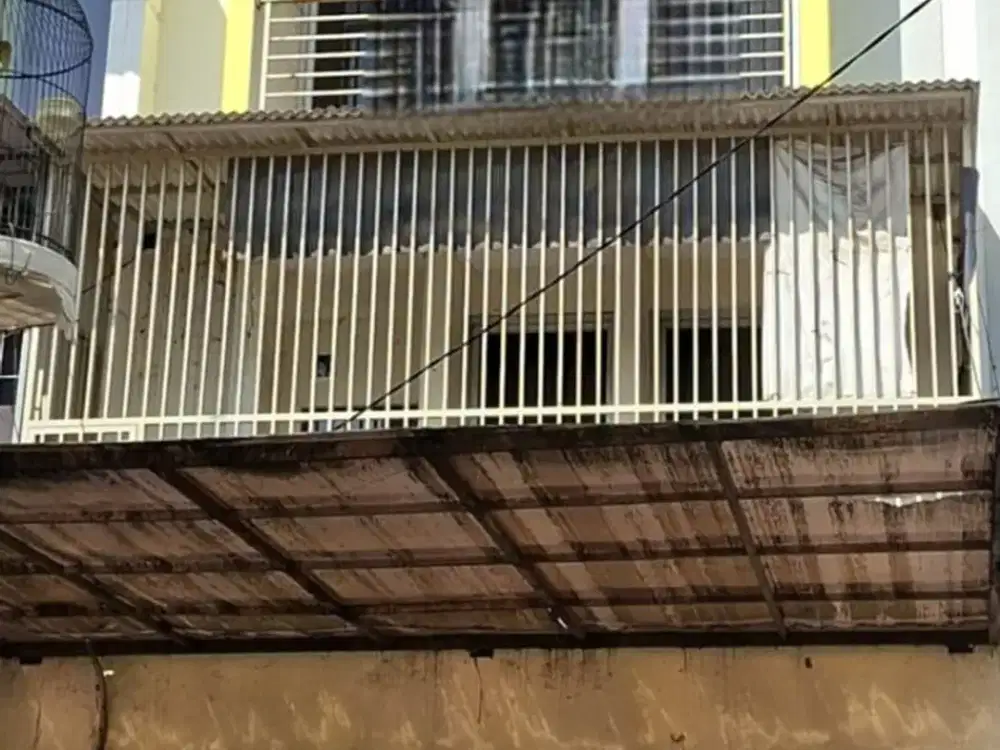 Disewakan Ruko 3 Lantai di Komplek Ruko Harmoni Harapan Indah Bekasi