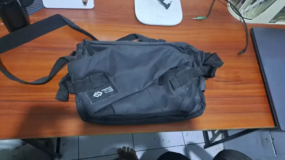 Tas Selempang Pria Kedap Air